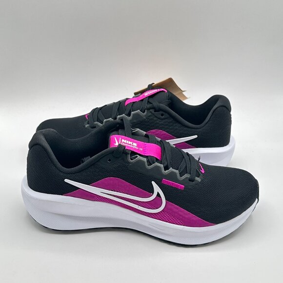 Women's Nike Downshifter 13  Black Purple Athletic Shoes FD6476-003 Size 6.5 - Picture 9 of 12